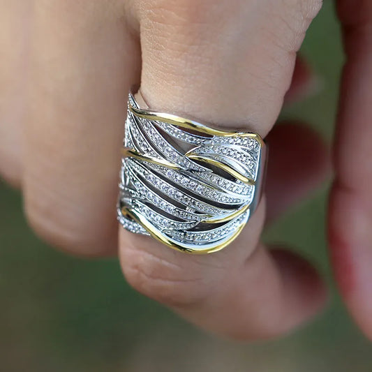Hollow Luxury Inlaid Sparkling Cubic Zirconia Rings