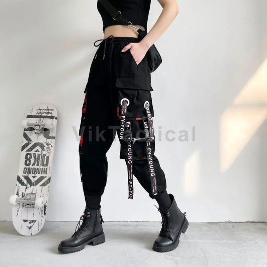 Pantalones deportivos con bolsillos estilo cargo punk