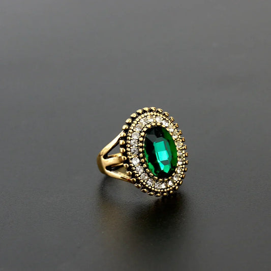 Vintage Ellipse Gray Crystal Ring