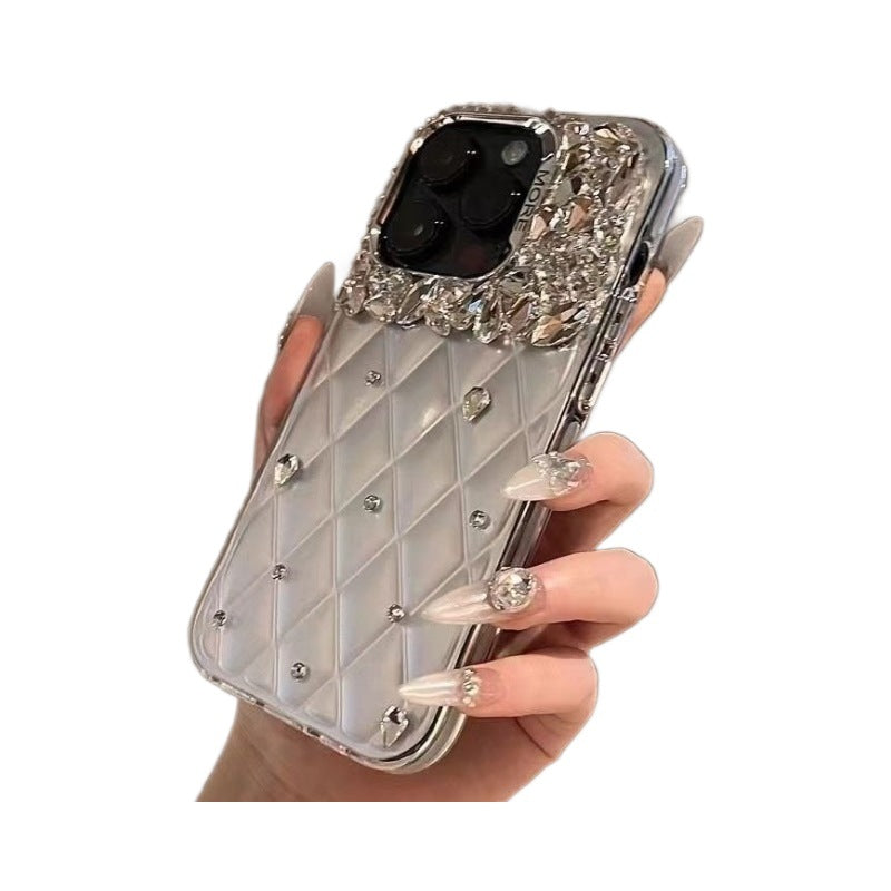 Luxurious Chanel-Style Case Suitable for Apple