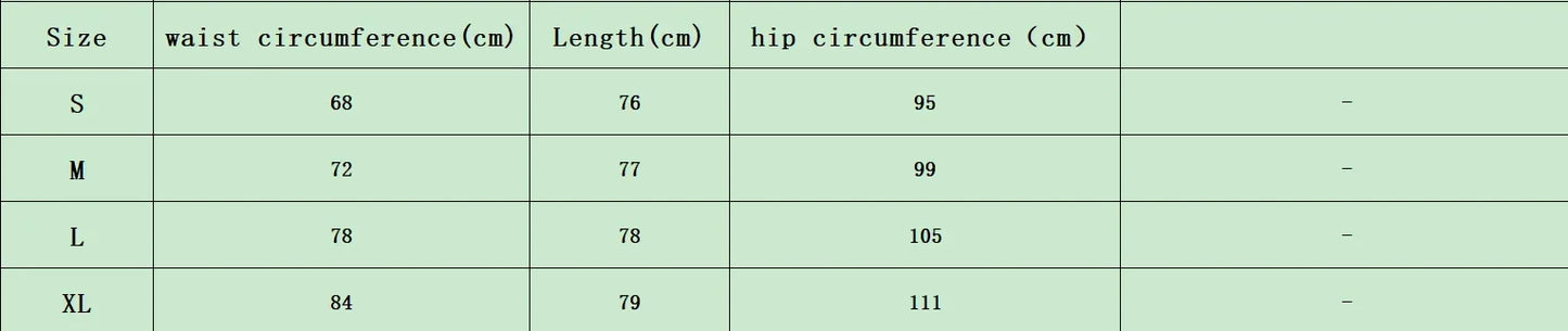 تنورة ساتان متوسطة الطول مثيرة