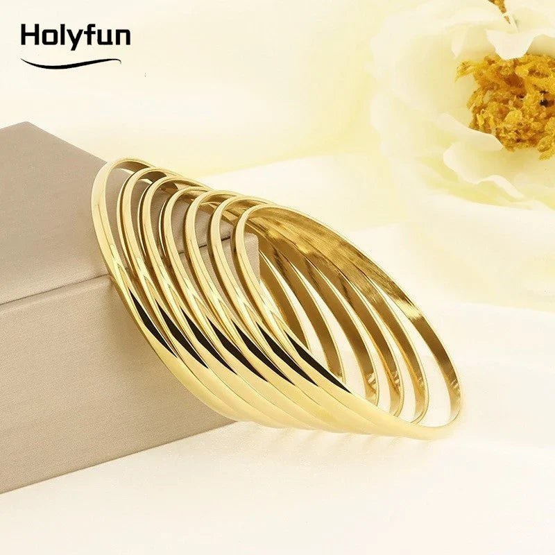 đ 18K Gold Plated Stainless Steel Bangle Bracelet (100% off)
