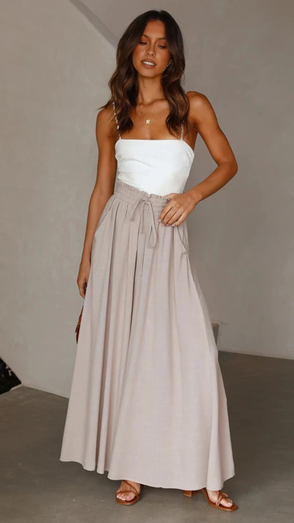 Pantalones de pierna ancha con cintura elástica