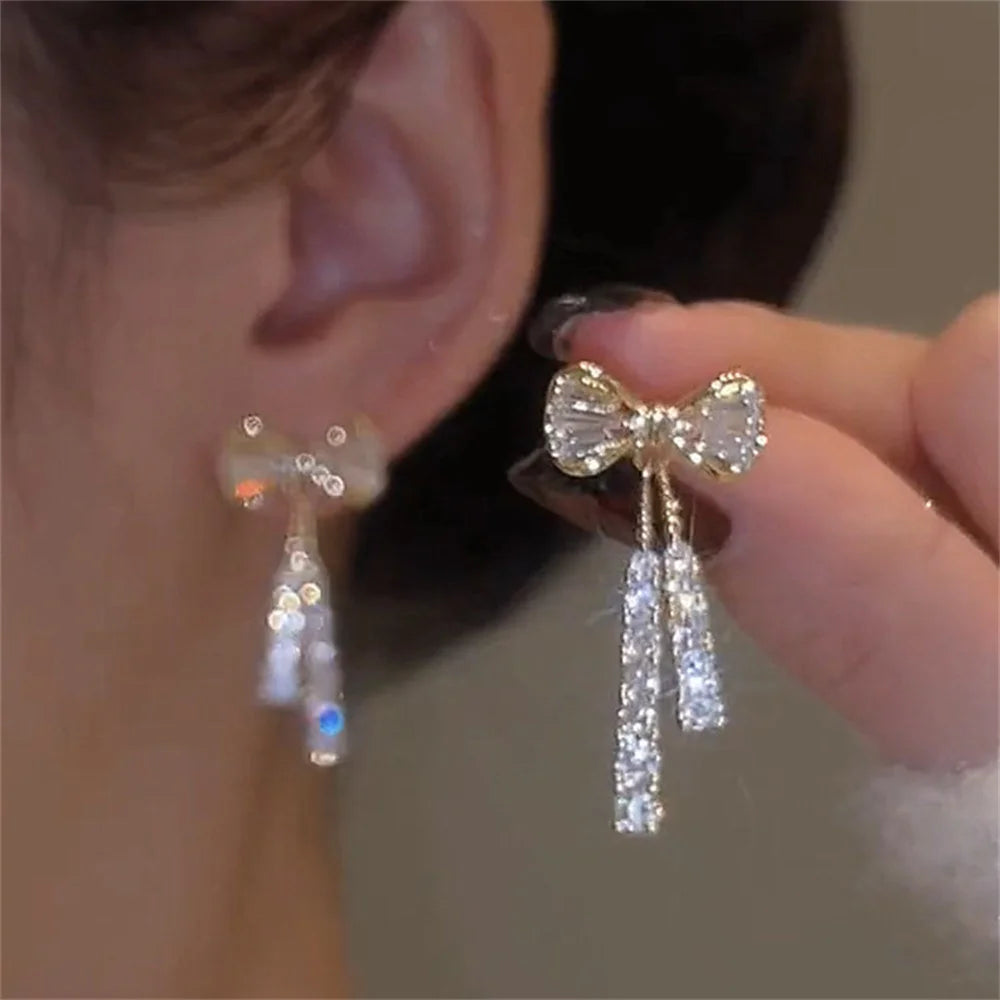 DANA Zircon Bow Earrings