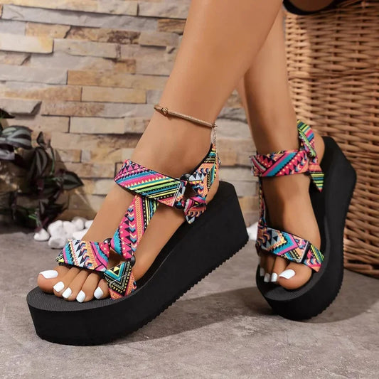 Thick soled exposed toe Light Casual Slippers