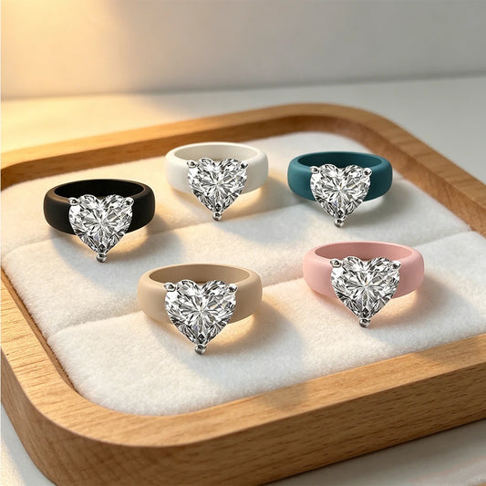 Silicone Holder Silver Three Claw Heart-Shaped Cubic Zirconia Ring