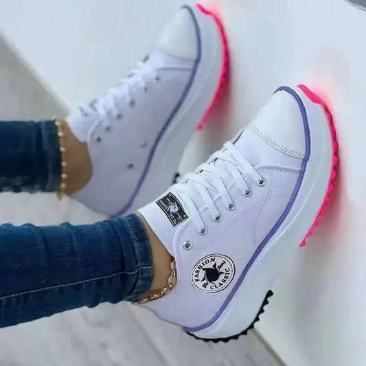 DANA Canvas Sneakers