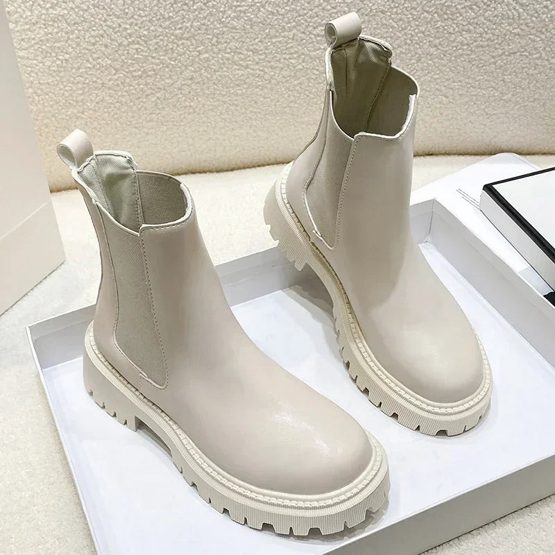 Thick-soled Elegant Short Boots