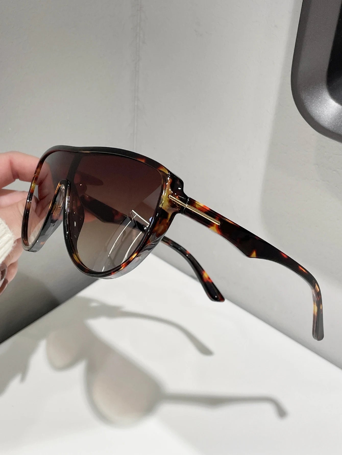 Unisex Retro Frog-eye Frame Sunglasses