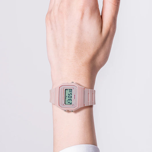 ساعة إلكترونية رقمية LED