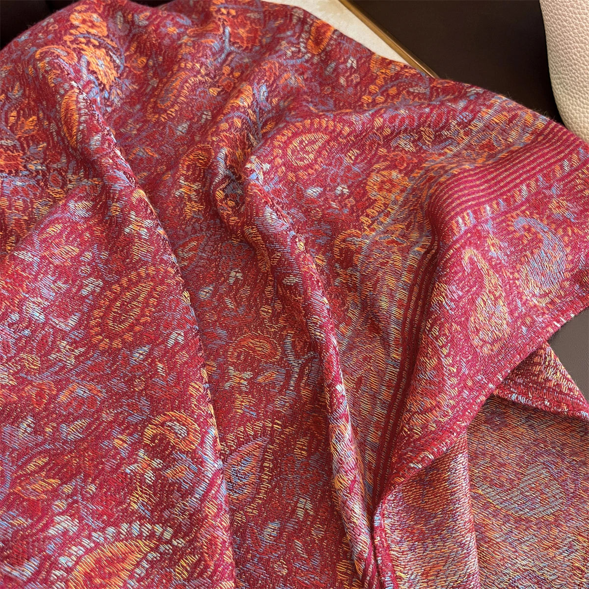 شالات كشمير فاخرة للنساء