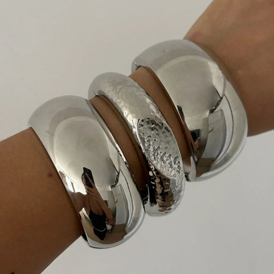 Smooth Surface Round Wide Silver Metal Bangle Geometric Bracelet