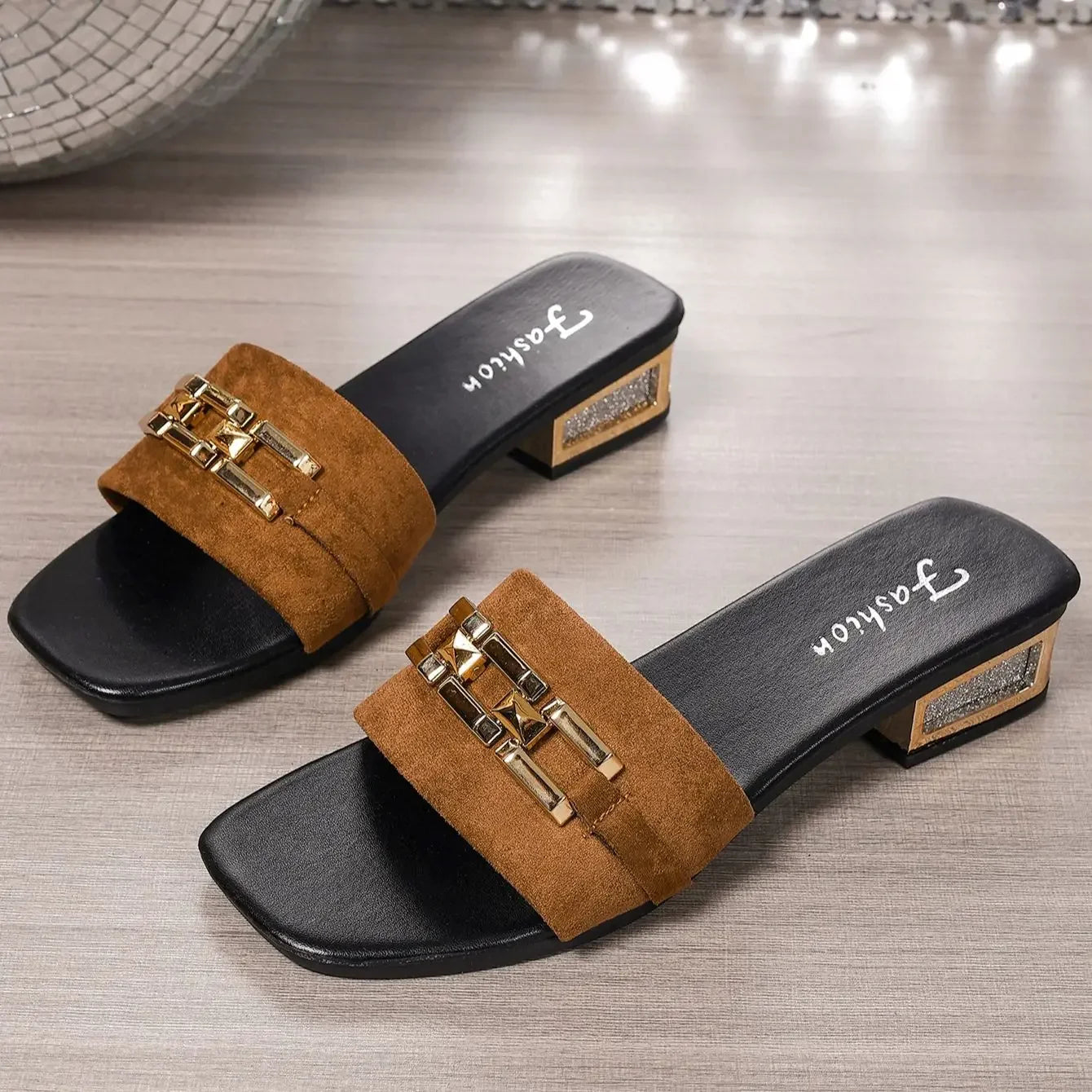 Bohemian Buckle Metal Buckle Slippers