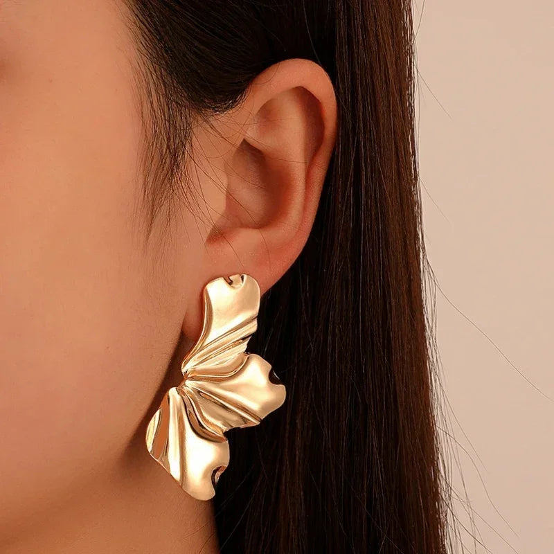 🎁 DANA Gold Irregular Metal Dangle Earrings (100% off)