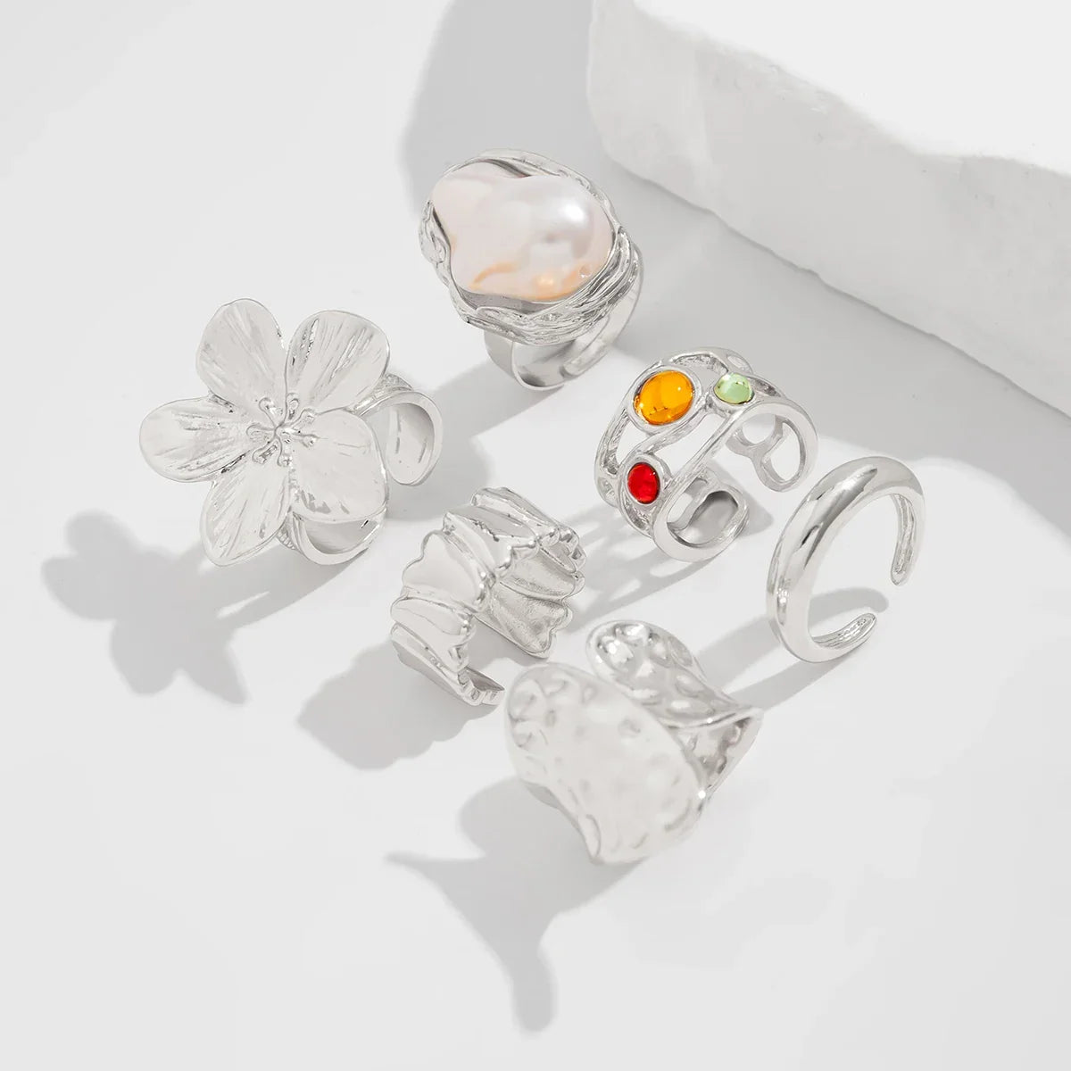 Irregular Exaggerated Metal Flower Open Rings