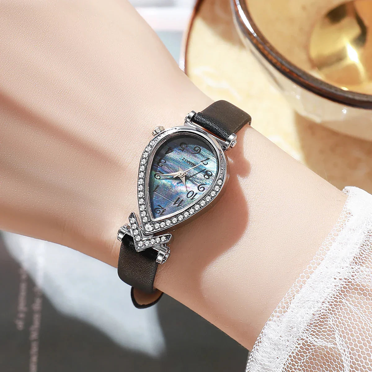 Rhinestone Quartz Leather Strap Watch