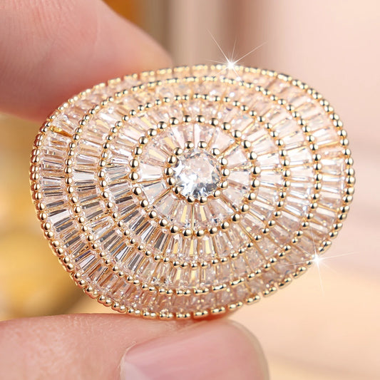 Luxury Gold White Zircon Stone Engagement Ring