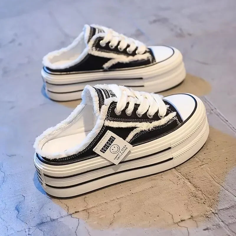 Round Head Lace-up Canvas Shoes