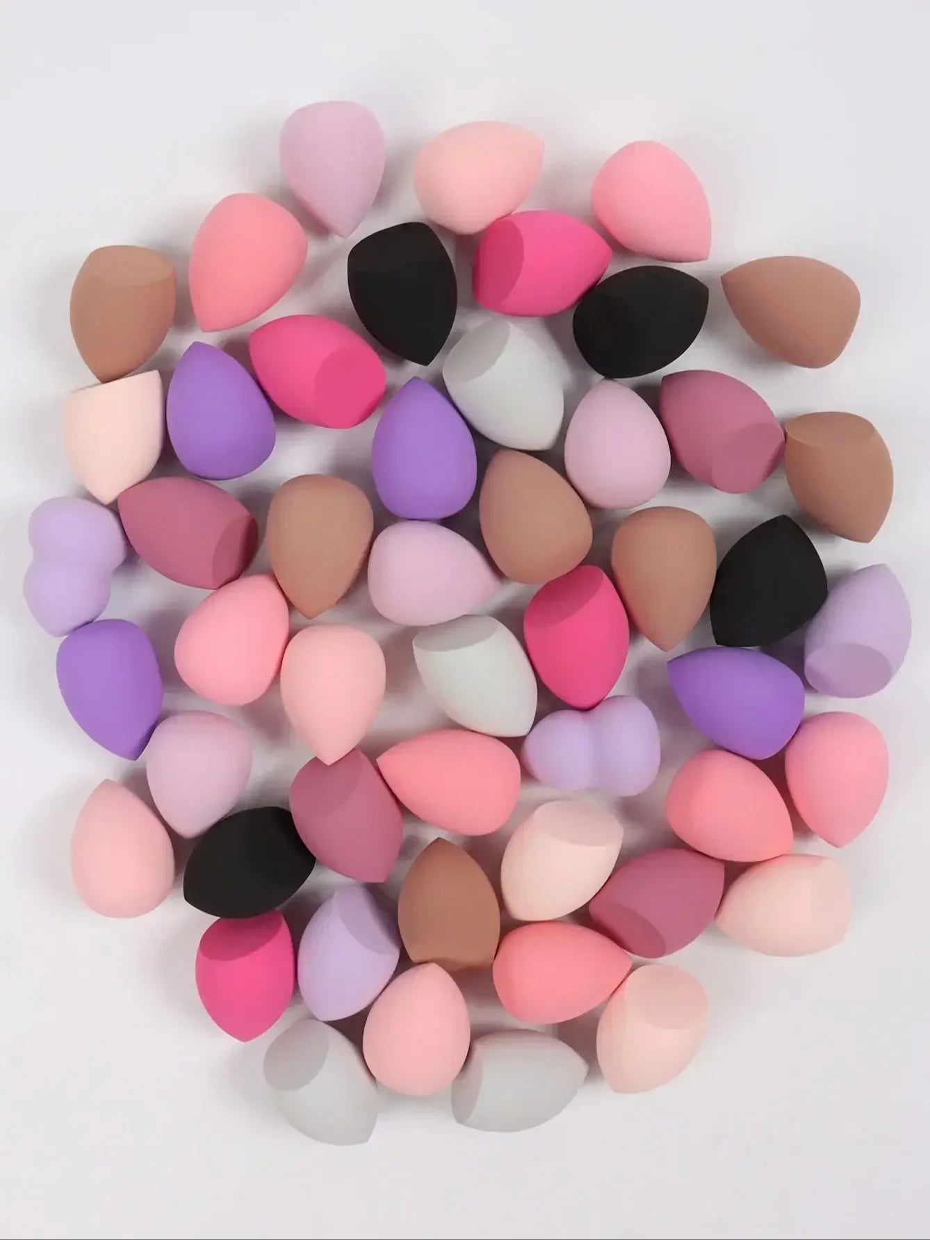 Medium Size Beauty Sponge Random Beauty Sponge