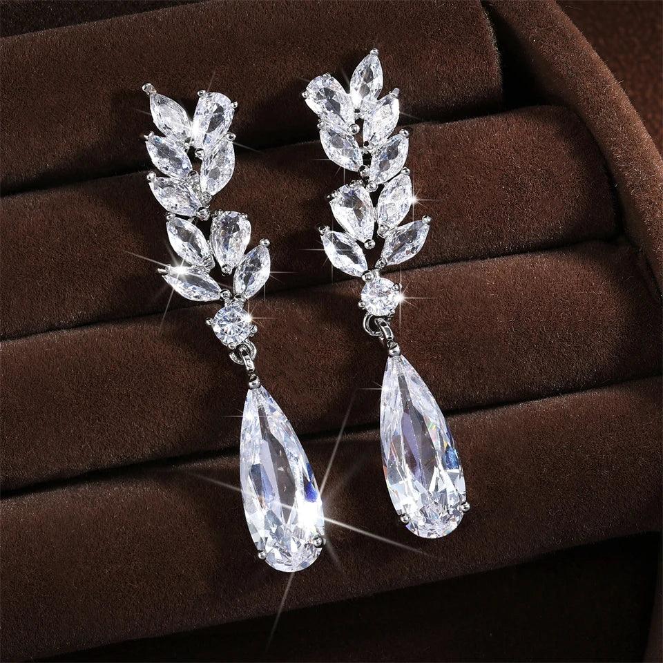 White Zircon Leaf Dangle Shinny Water Drop Crystal Earring