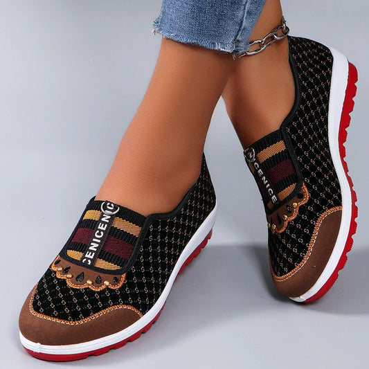 Breathable mesh flat casual sneakers