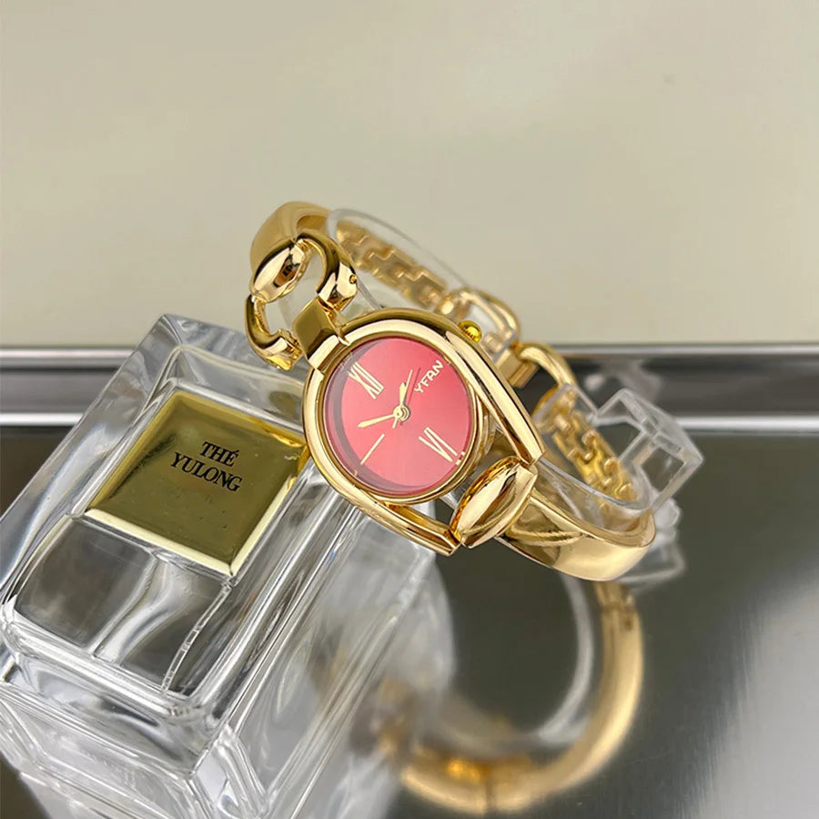 Retro Button Wristband Bracelet Quartz Watch Bracelet