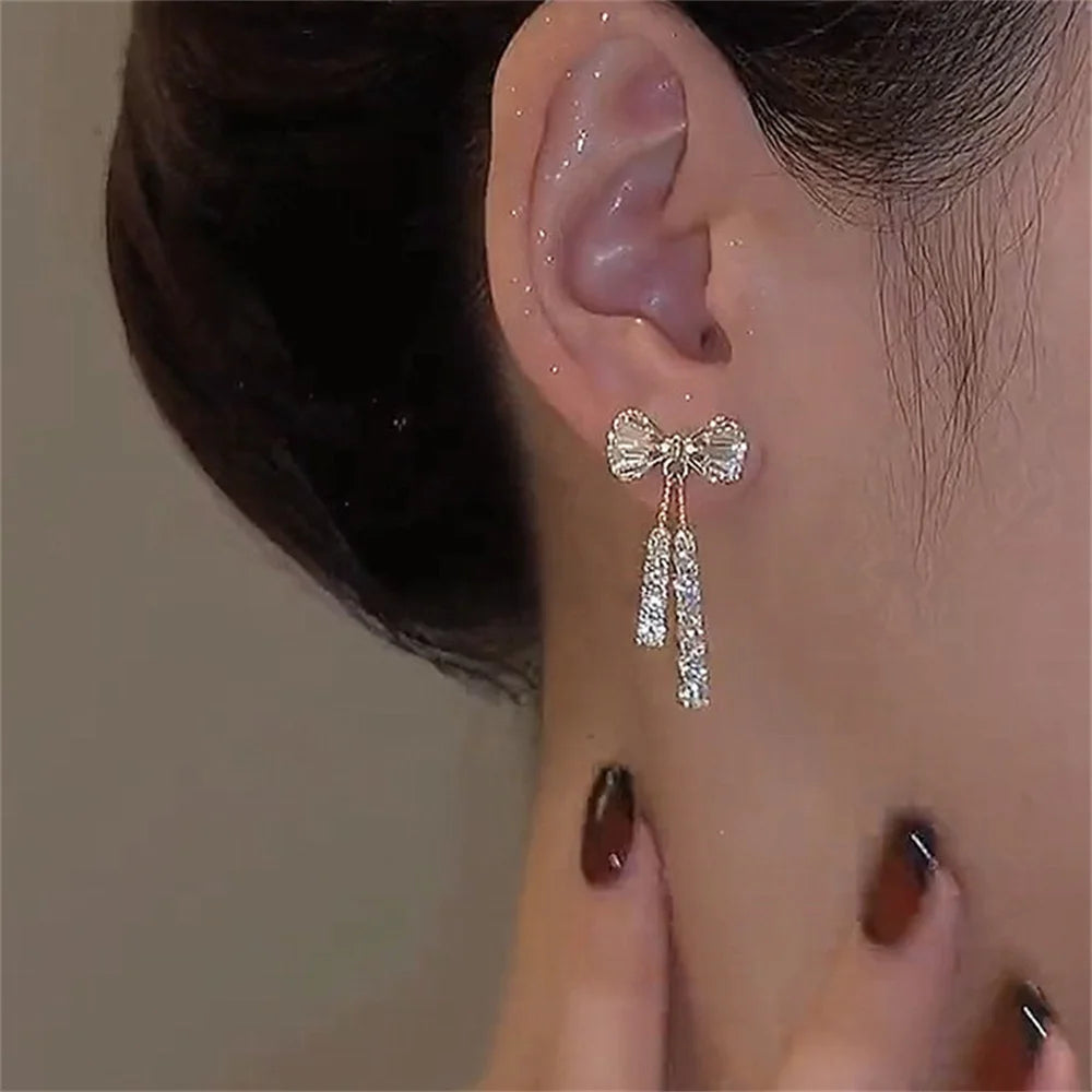 DANA Zircon Bow Earrings