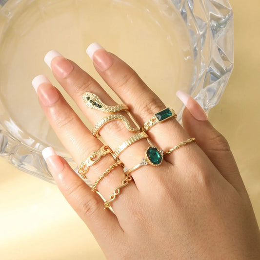Retro Imitation Gemstone Snake-Shaped Twisted Rings