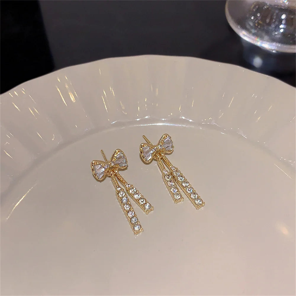 DANA Zircon Bow Earrings