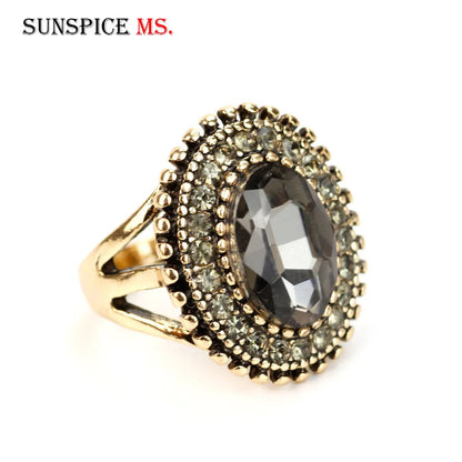 Vintage Ellipse Gray Crystal Ring