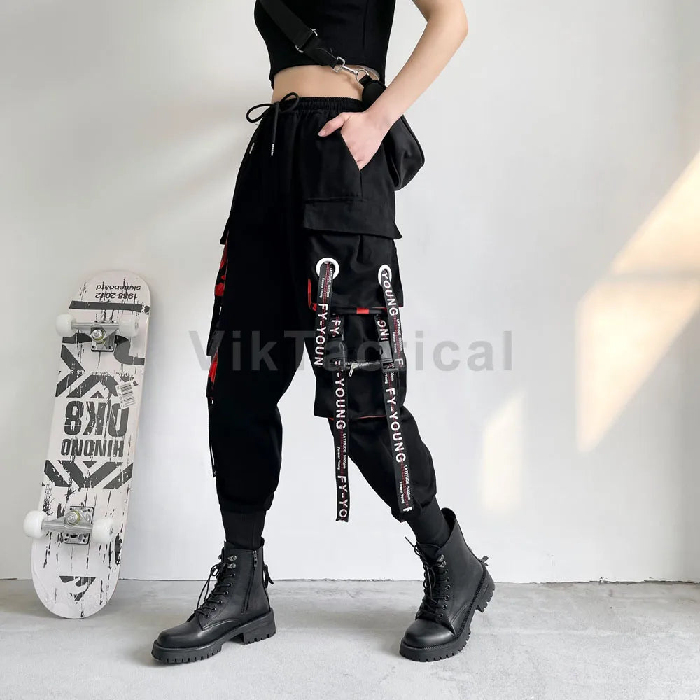 Pantalones deportivos con bolsillos estilo cargo punk