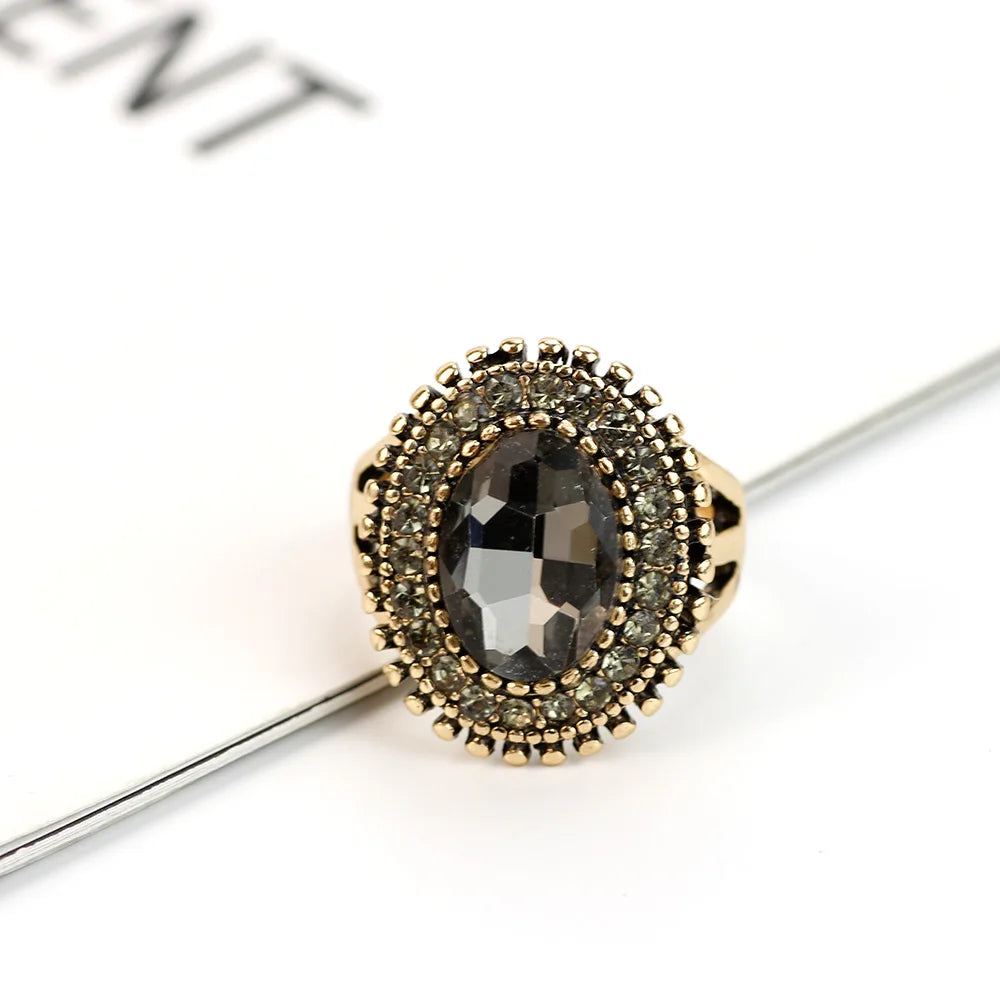 Vintage Ellipse Gray Crystal Ring