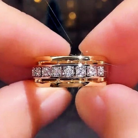Temperament with Dazzling Crystal Rings