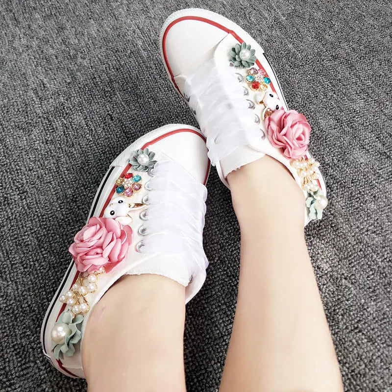 Korean Fantasy Flowers Rhinestone Canvas Shoes