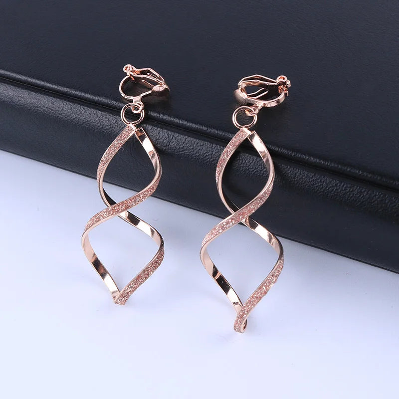 4 Color Geometry Irregular Metal Wave Clip on Earrings