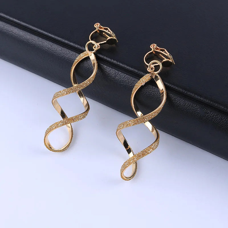 4 Color Geometry Irregular Metal Wave Clip on Earrings