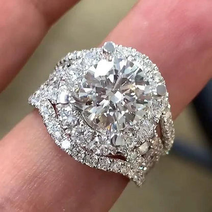 Luxury Cubic Zirconia Ring Modern Design
