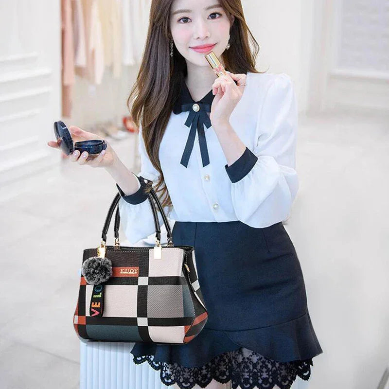 Elegant Leather Crossbody Bags