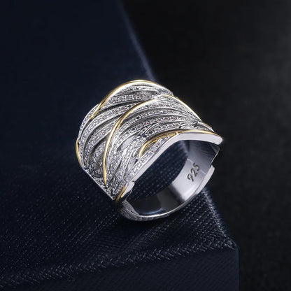 Hollow Luxury Inlaid Sparkling Cubic Zirconia Rings