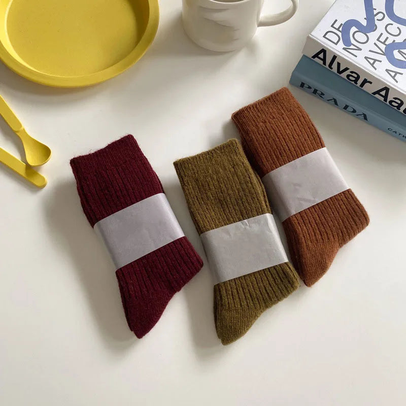 Calcetines clásicos de lana gruesa y cálida