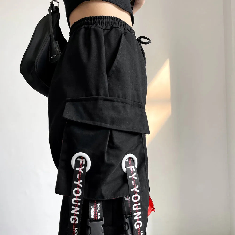 Pantalones deportivos con bolsillos estilo cargo punk