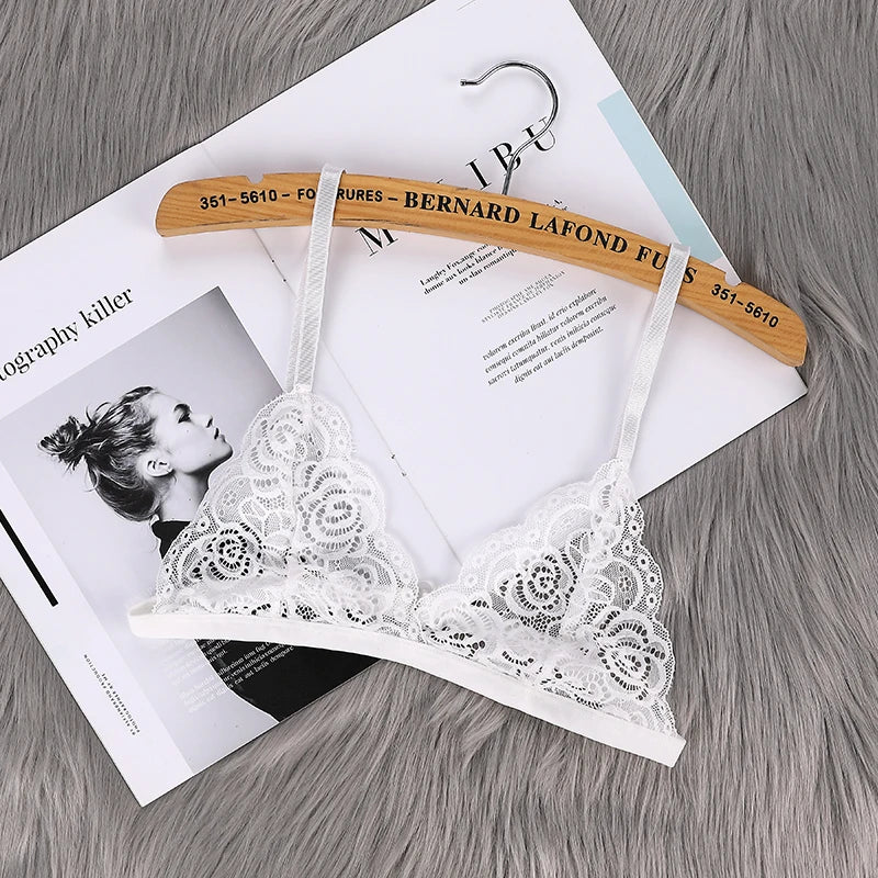 حمالة صدر مثيرة من الدانتيل مع وسادة صدر رفيعة