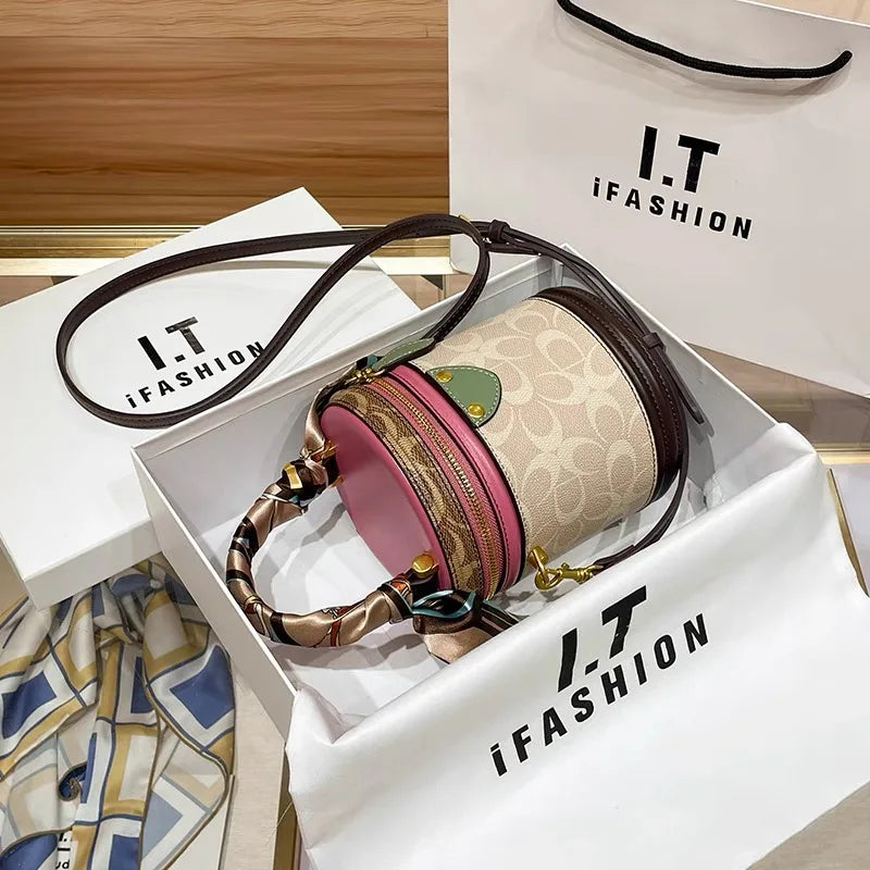 DANA minimalist small Box bag