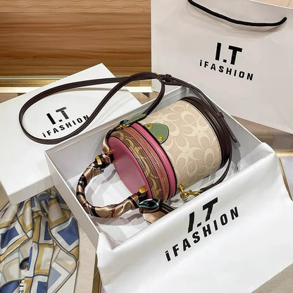 DANA minimalist small Box bag