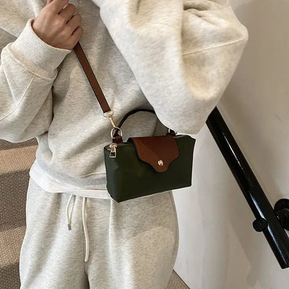 Customized Classic Retro Dumpling Lightweight Casual Commuter Crossbody Bag
