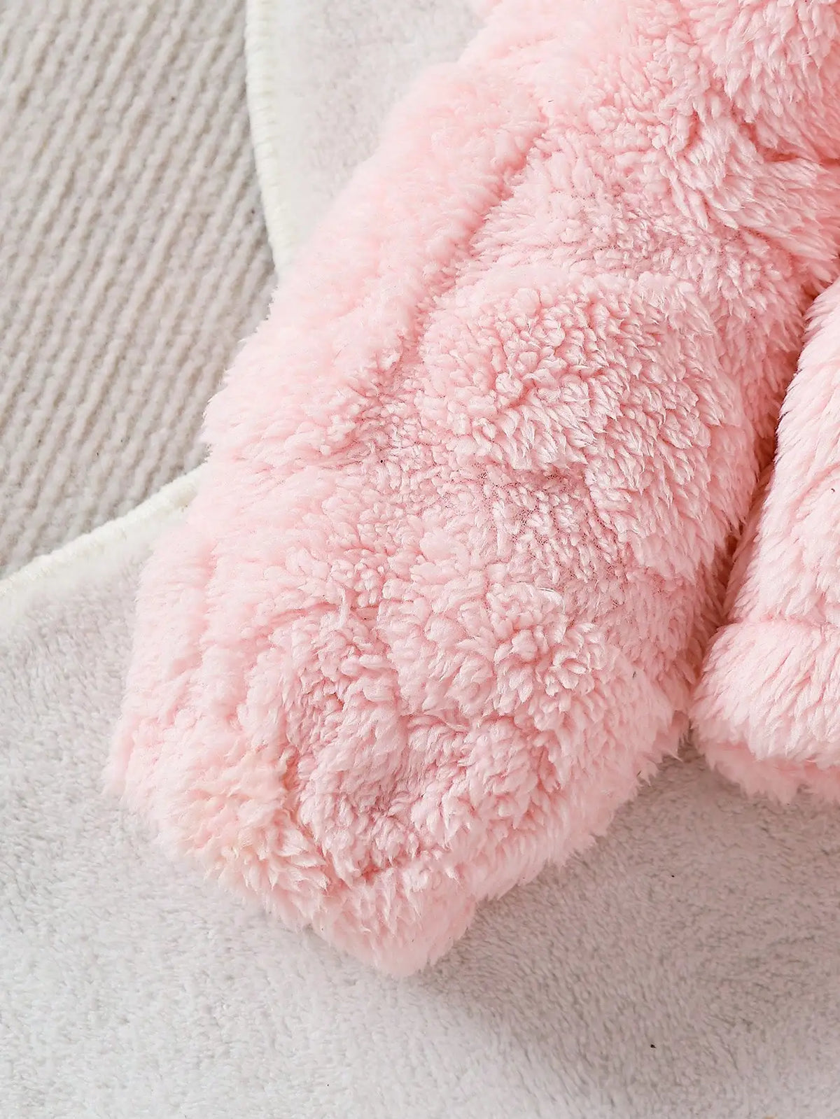 Baby girl casual pink plush long sleeved jacket Set
