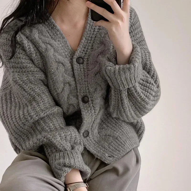 Long Sleeve Knitted Cardigan V-nek Loose Sweater