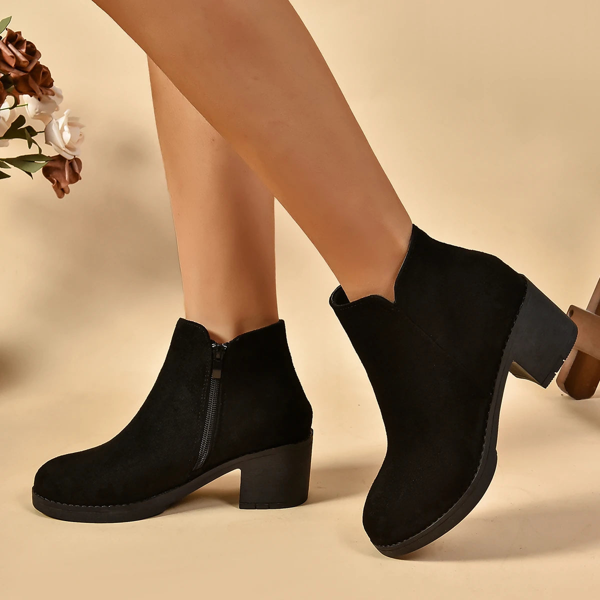 DANA Elegant Faux Suede Boots