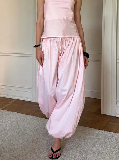 Pantalones de tiro alto y pierna ancha con bolsillos