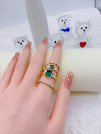 Retro Imitation Gemstone Snake-Shaped Twisted Rings